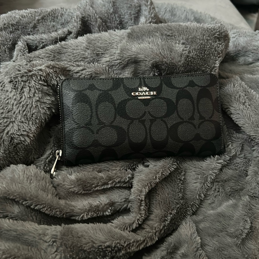 Coach Signature Black Large Wallet